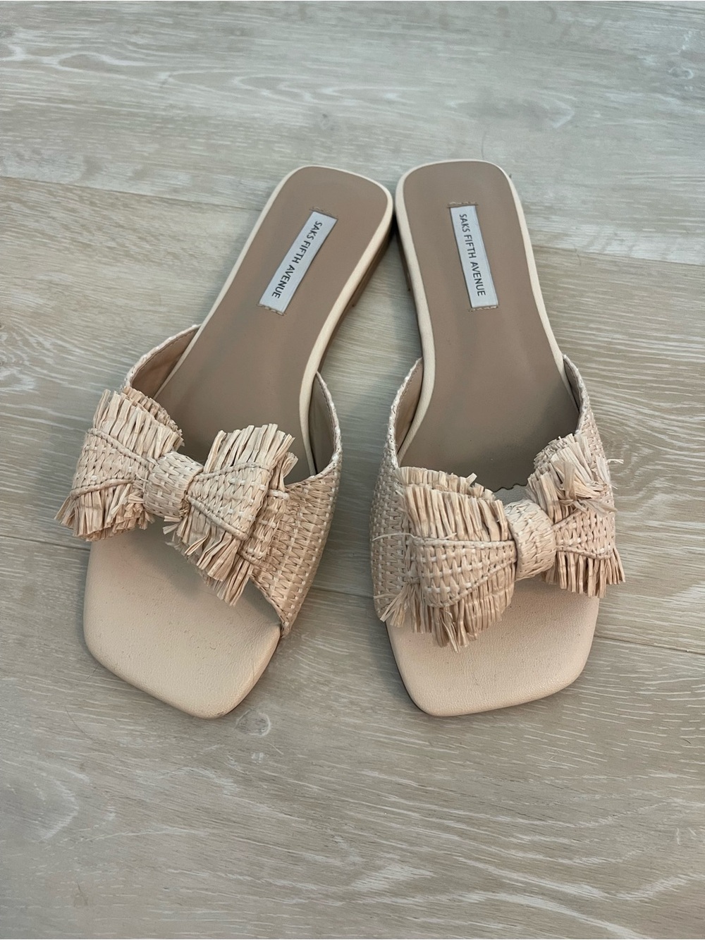 Saks Fifth Avenue Cream Raffia Bow Slide Mules